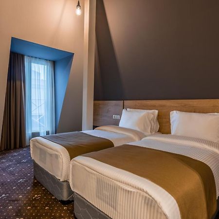 Gladius Inn Boutique Hotel By Dnt Group Тбилиси Екстериор снимка