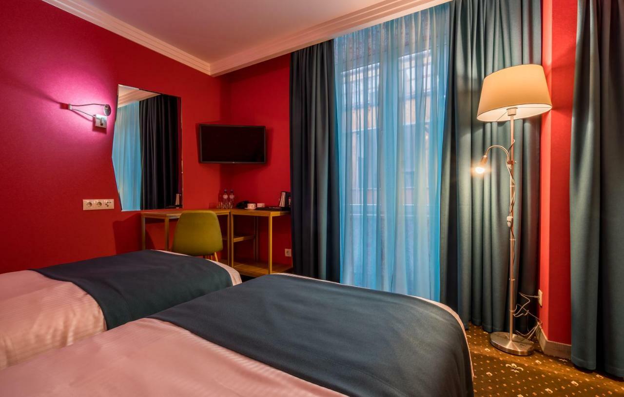 Gladius Inn Boutique Hotel By Dnt Group Тбилиси Екстериор снимка