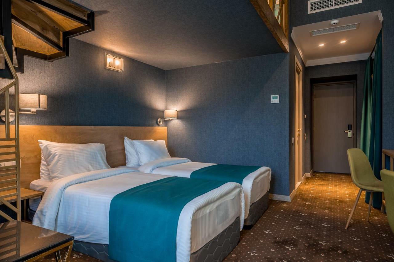 Gladius Inn Boutique Hotel By Dnt Group Тбилиси Екстериор снимка