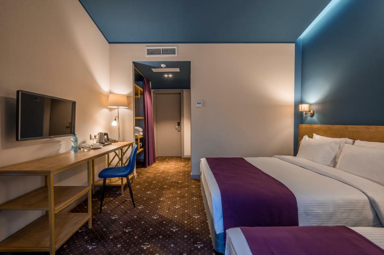 Gladius Inn Boutique Hotel By Dnt Group Тбилиси Екстериор снимка