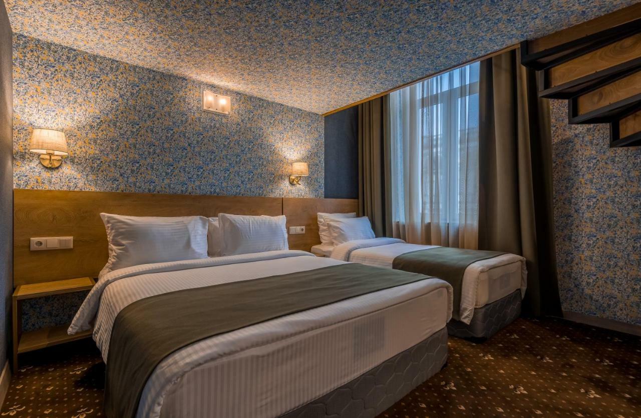 Gladius Inn Boutique Hotel By Dnt Group Тбилиси Екстериор снимка
