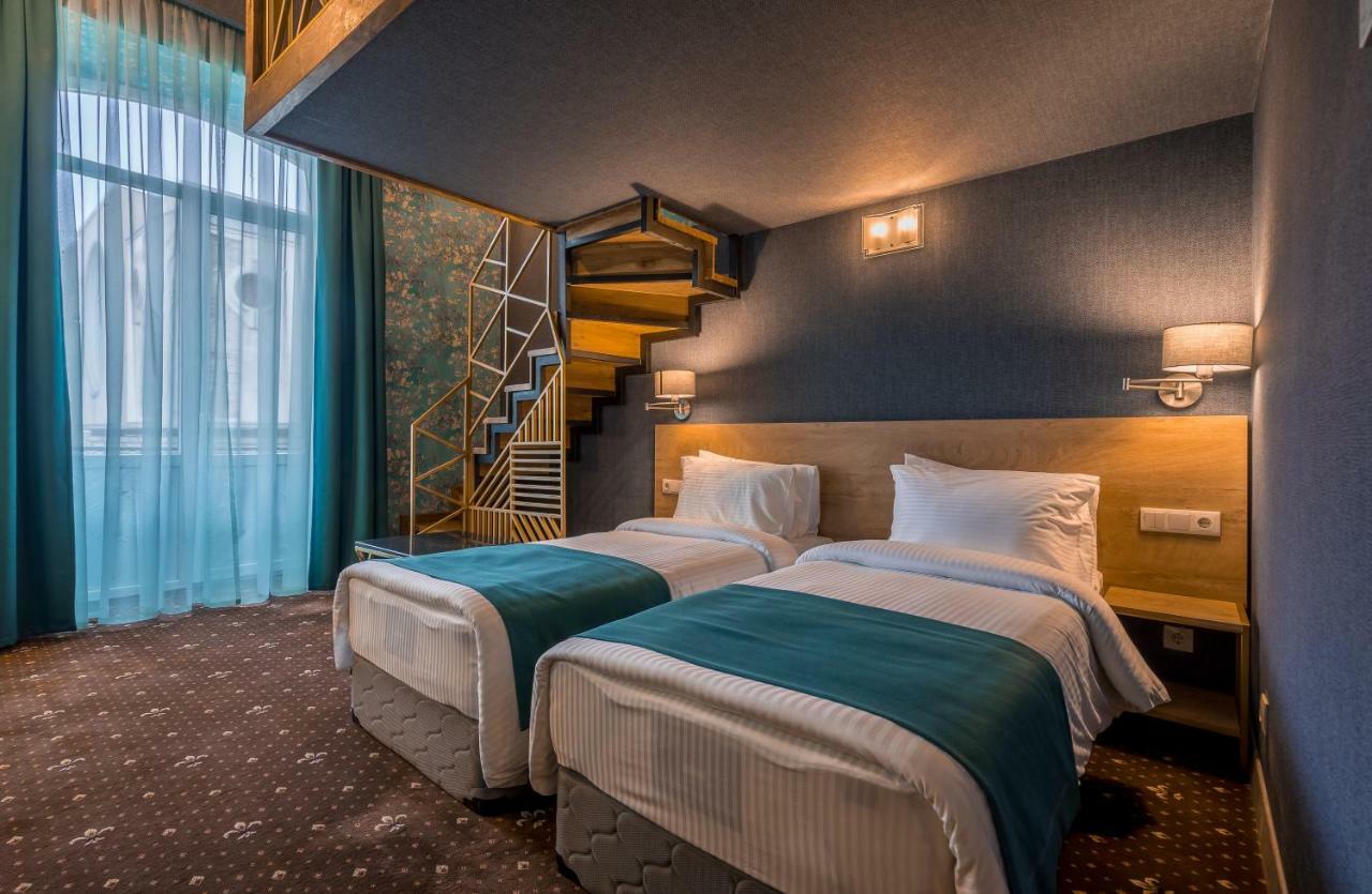 Gladius Inn Boutique Hotel By Dnt Group Тбилиси Екстериор снимка